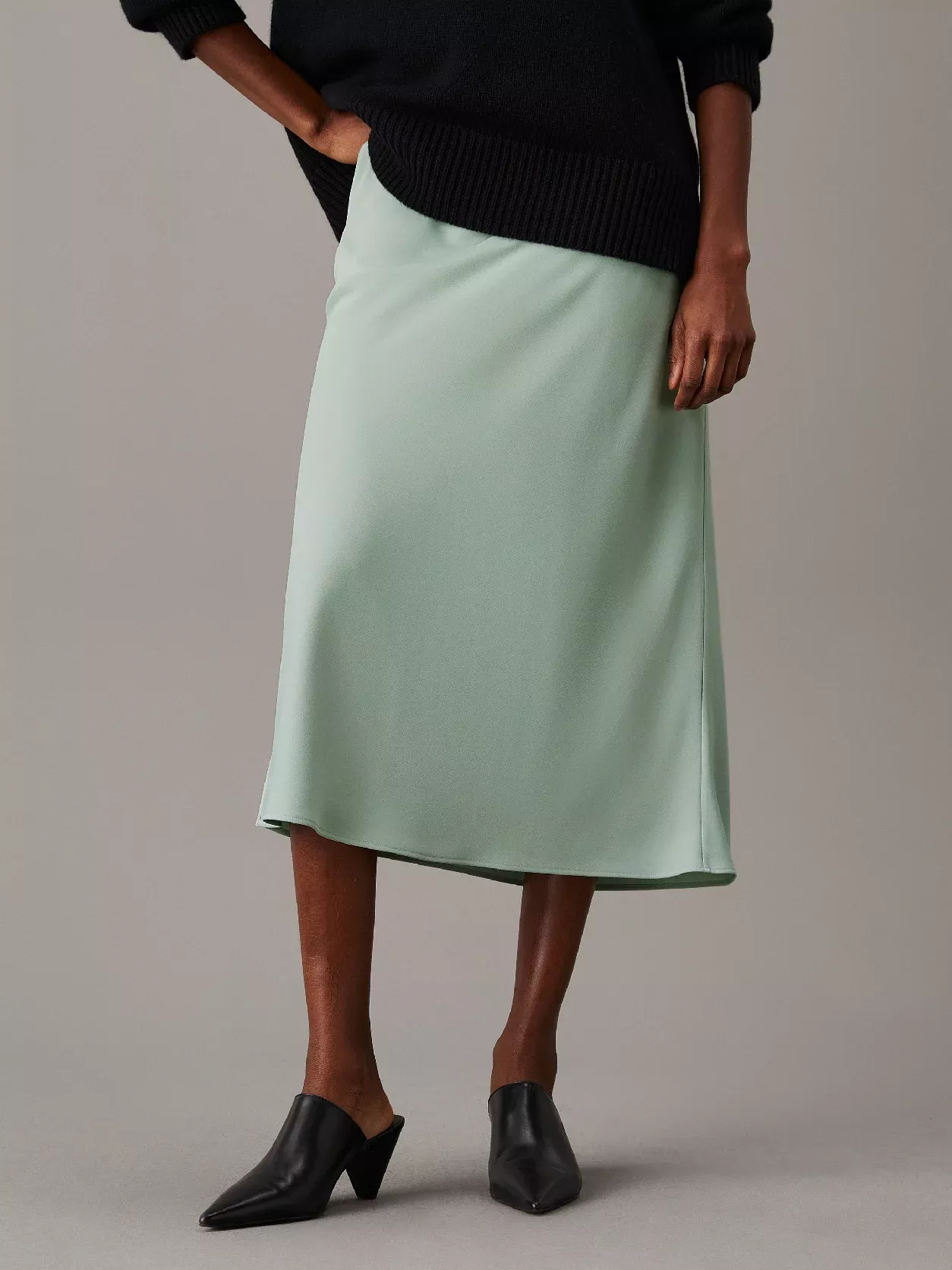 Slim Crepe Midi Skirt